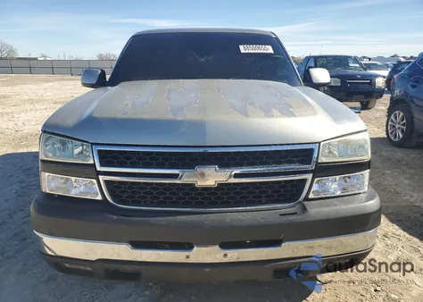 2003 Chevrolet Silverado C1500 из США, поврежденный, VIN 1GCEC19V33Z126211